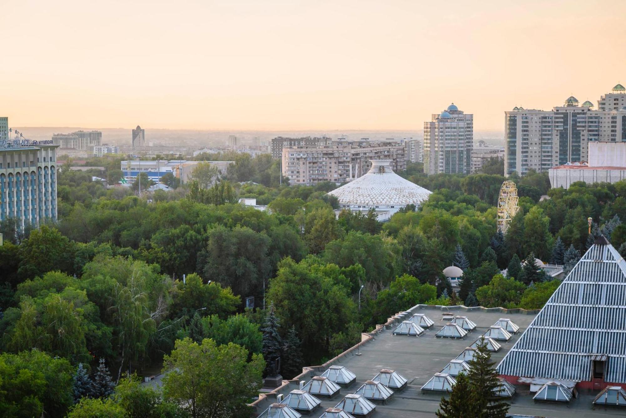 Бизнес И Отдых Almaty Extérieur photo